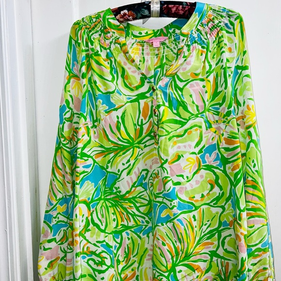 Lilly Pulitzer Tops - Lilly Pulitzer Elephant Ears Elsa Blouse